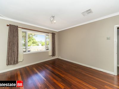 7 Napier Road, Morley