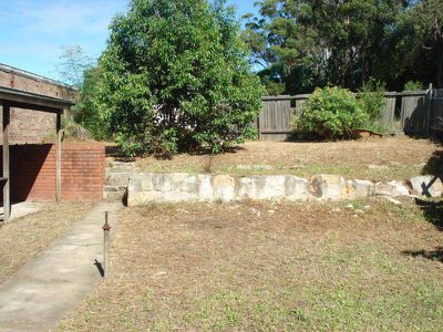 2 Penshurst ROAD, Roselands