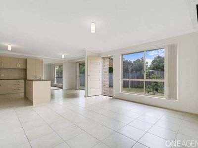 55 Magellan Circuit, Urraween