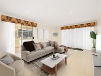 360 London Road, Belmont