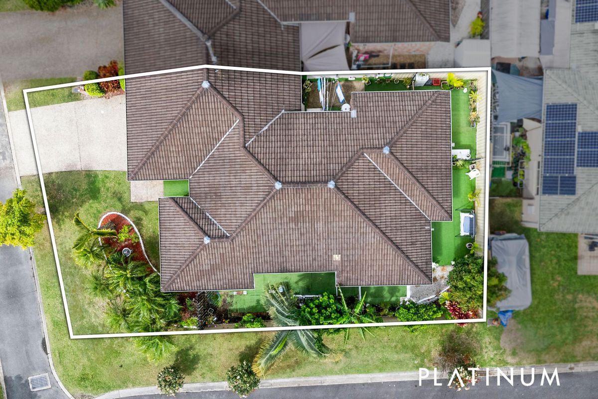 2 / 16 Starfish Crescent, Tugun