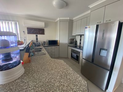 5B Kinross Court, Kawungan