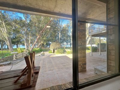 60 Tanilba Avenue, Tanilba Bay