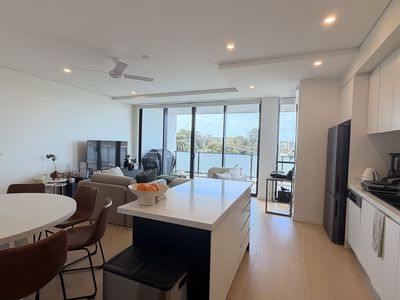 205 / 290 Keira Street, Wollongong