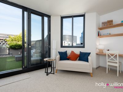 Penthouse Level 7 / 539 St Kilda  Road, Melbourne