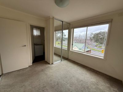 6 / 2 John Street, Footscray
