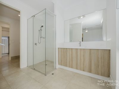 1 / 12 Loder Way, South Guildford