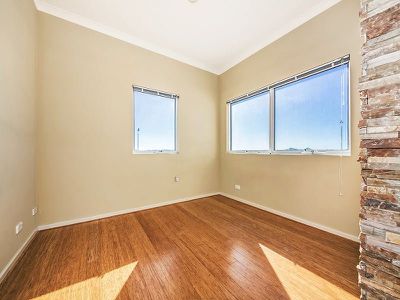 8 Knoll Rise, Yanchep