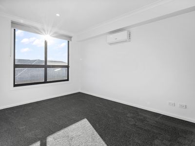 50 Jarlath Drive, Mambourin