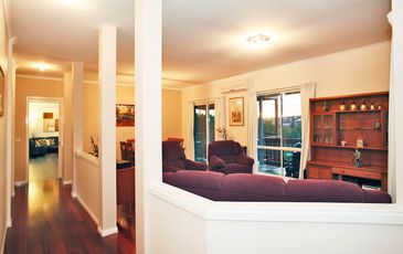6 Aidens Way, Beaconsfield