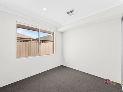 8 Henricus Avenue, Henley Brook