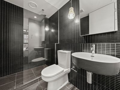 1606 / 12 Claremont Street, South Yarra