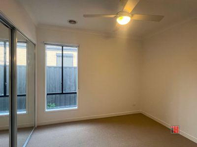 6 Whitebark Street, Wollert