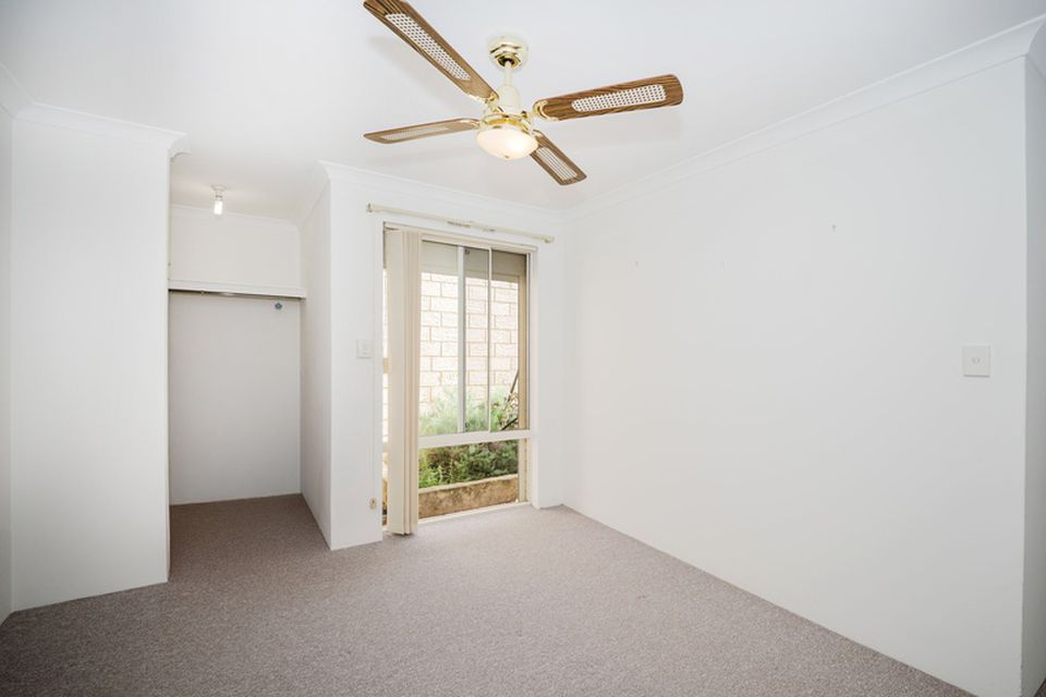 8 RAMSAY PLACE, Bibra Lake