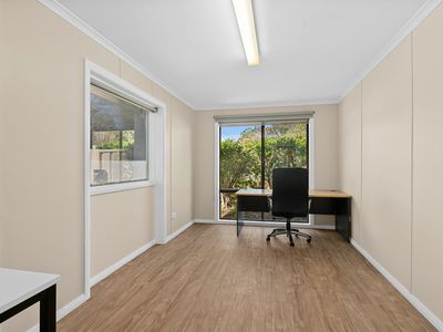 2 Paruna Place, North Nowra