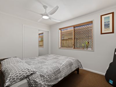 1 / 36 Point Cartwright Drive, Buddina