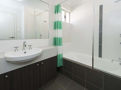 77 / 61 Elvire Street, Viveash