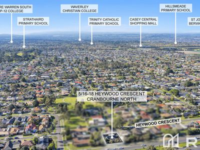 5 / 16 Heywood Crescent, Cranbourne North