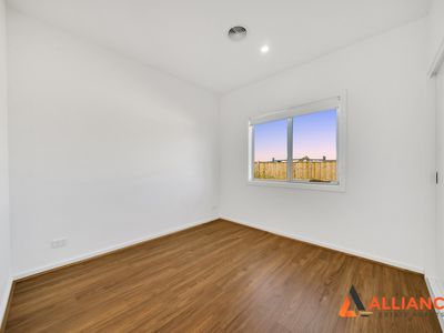 8 Floribunda Road, Tarneit