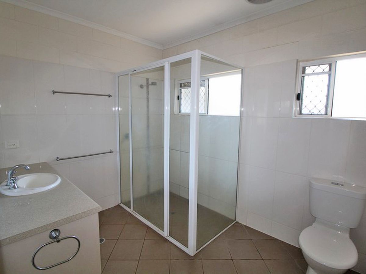 1 & 2 / 3 Paine Street, Atherton
