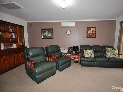 7 Burge Place, Dubbo