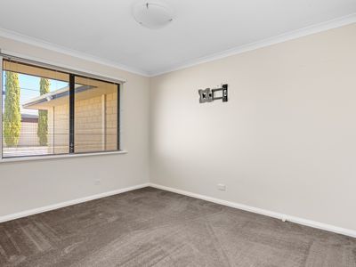 21 Henderson Drive, Somerville