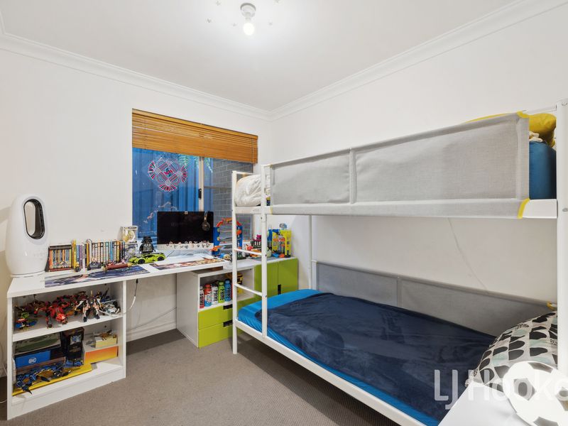 2 Stannard Street, St James