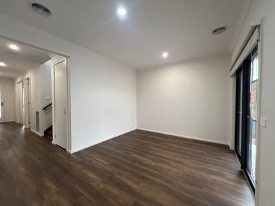 21 Madeira Drive, Truganina