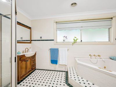 2A Anderson Avenue, Bullaburra