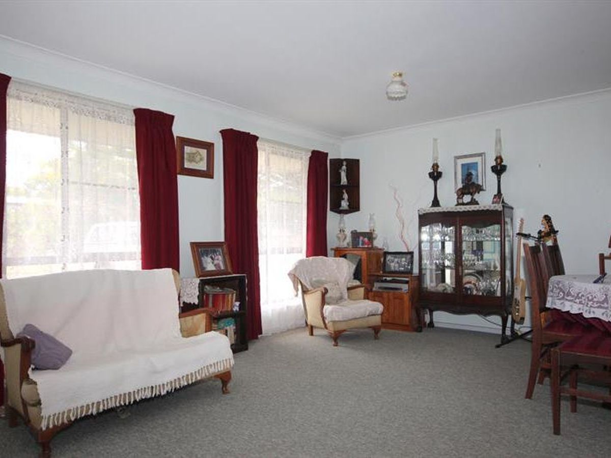 16 Wychewood Ave, Mallabula, Mallabula - Thumbnail 3