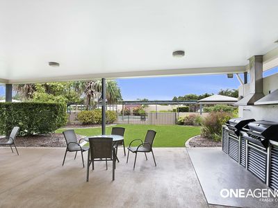 126 / 230 Pulgul Street, Urangan