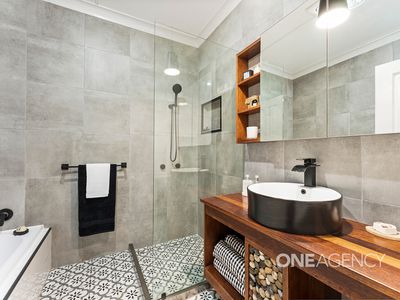 30 Prince Edward Drive, Dapto