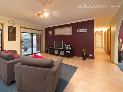 12 LINGFORD COURT, Wodonga