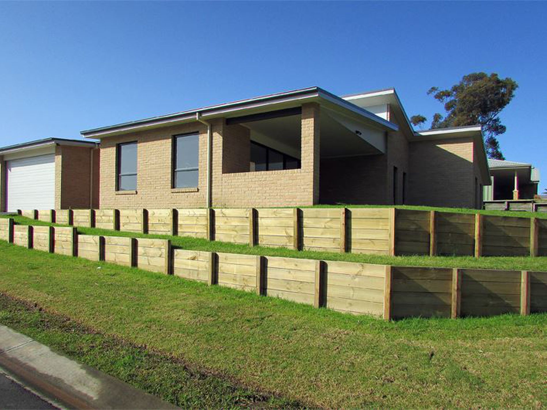 2 Fan Palm Court, Ulladulla