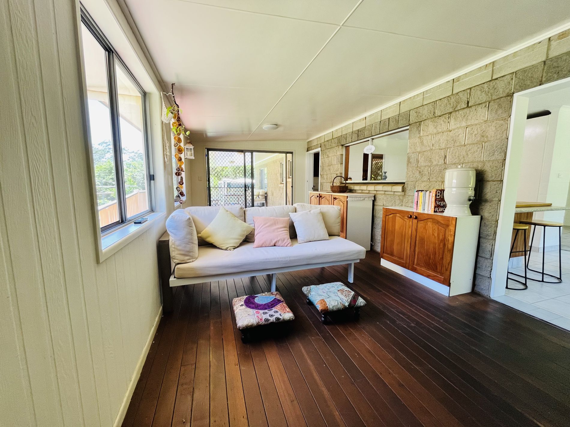 77 Summit Road, Pomona