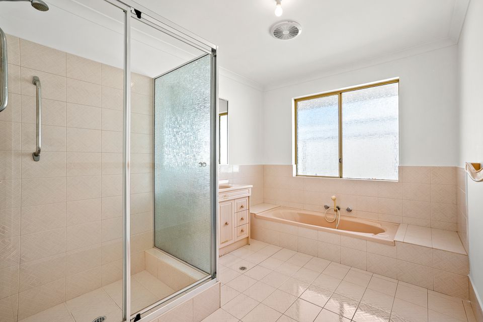 9 SCHOONER PLACE, Waikiki