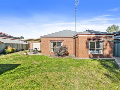 8 Lorelle Court, Tocumwal