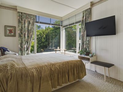 2 Gala Street, Waverley