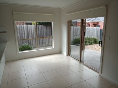 7 Merger Court, Lara