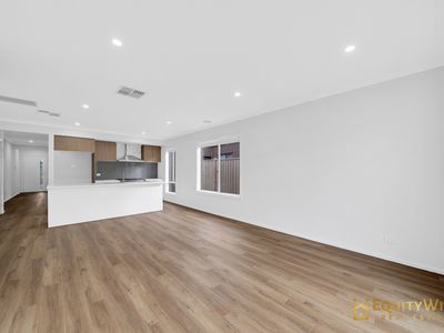 8 Dugite Street, Wyndham Vale