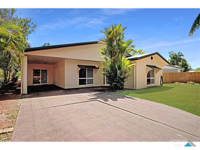 8 Beagle Close, Bentley Park