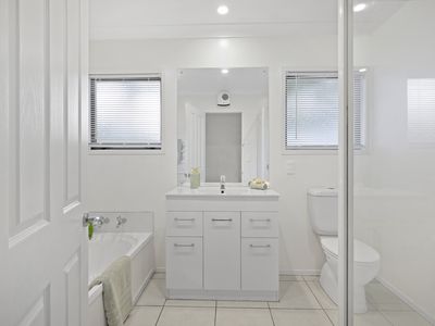 316A Main Road, Tawa