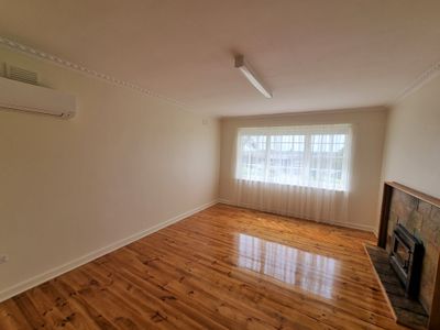 6 Hutchesson Street, Millicent