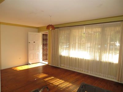 11 St Johns Avenue, Mangerton
