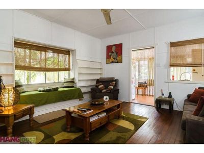 2 Lake View Drive, Tewantin