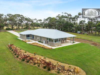 94 The Broadway, Portland North