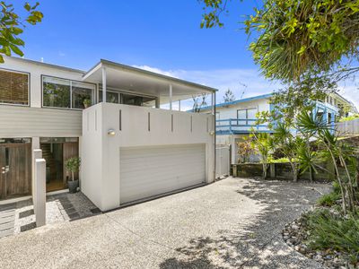 2 / 23 Sobraon Street, Sunrise Beach
