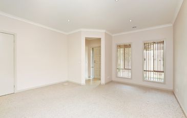 2 / 23 King Street, Pakenham