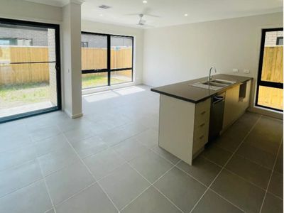 16 Quill Circuit, Kalkallo