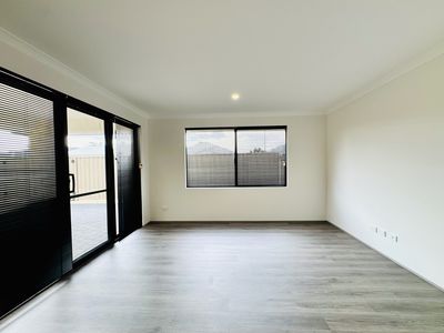 5 Sutcliffe Retreat, South Yunderup